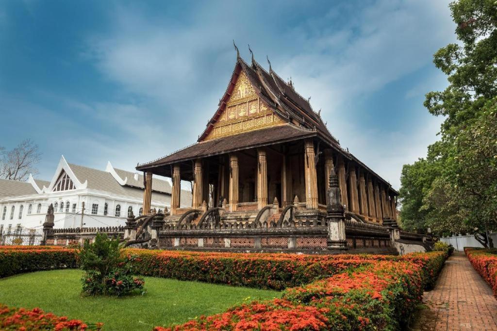 Leuxay Hotel Vientiane Luaran gambar