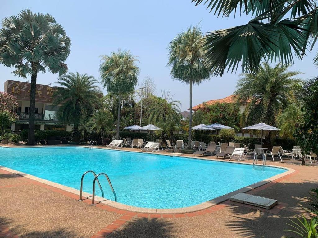 Leuxay Hotel Vientiane Luaran gambar