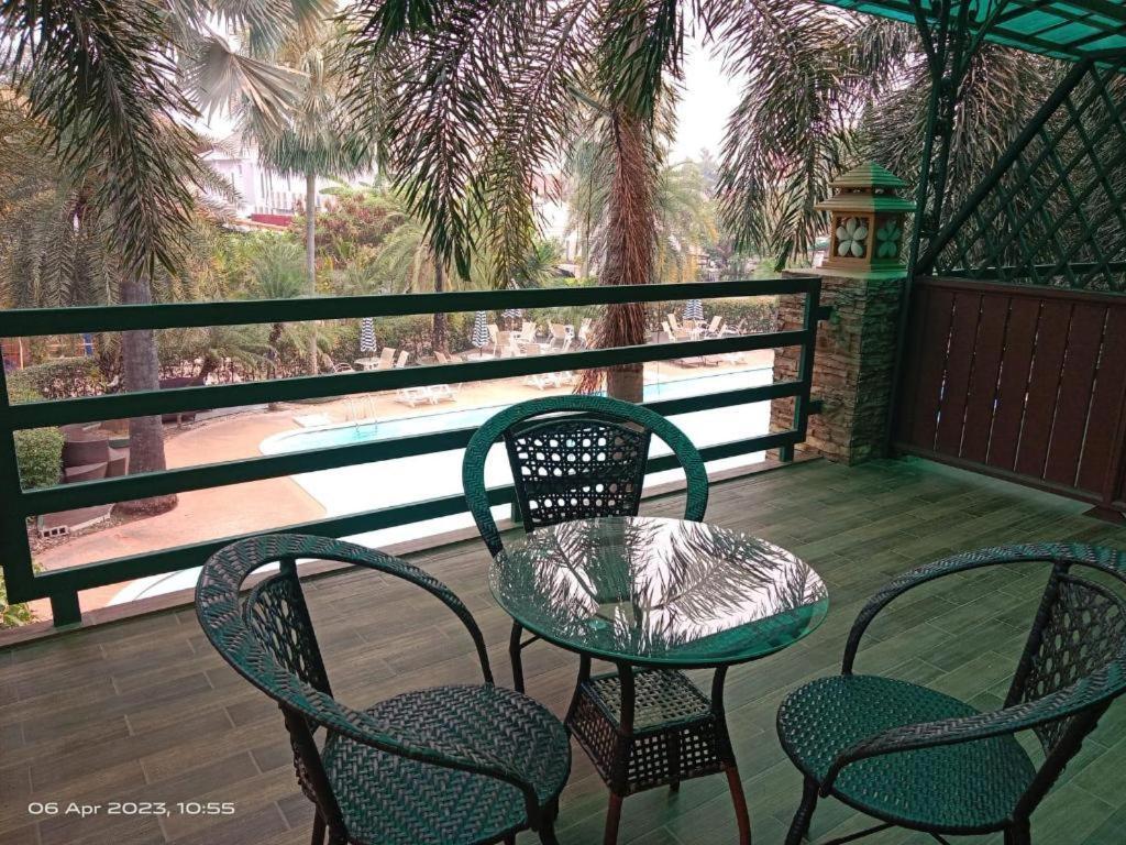 Leuxay Hotel Vientiane Luaran gambar